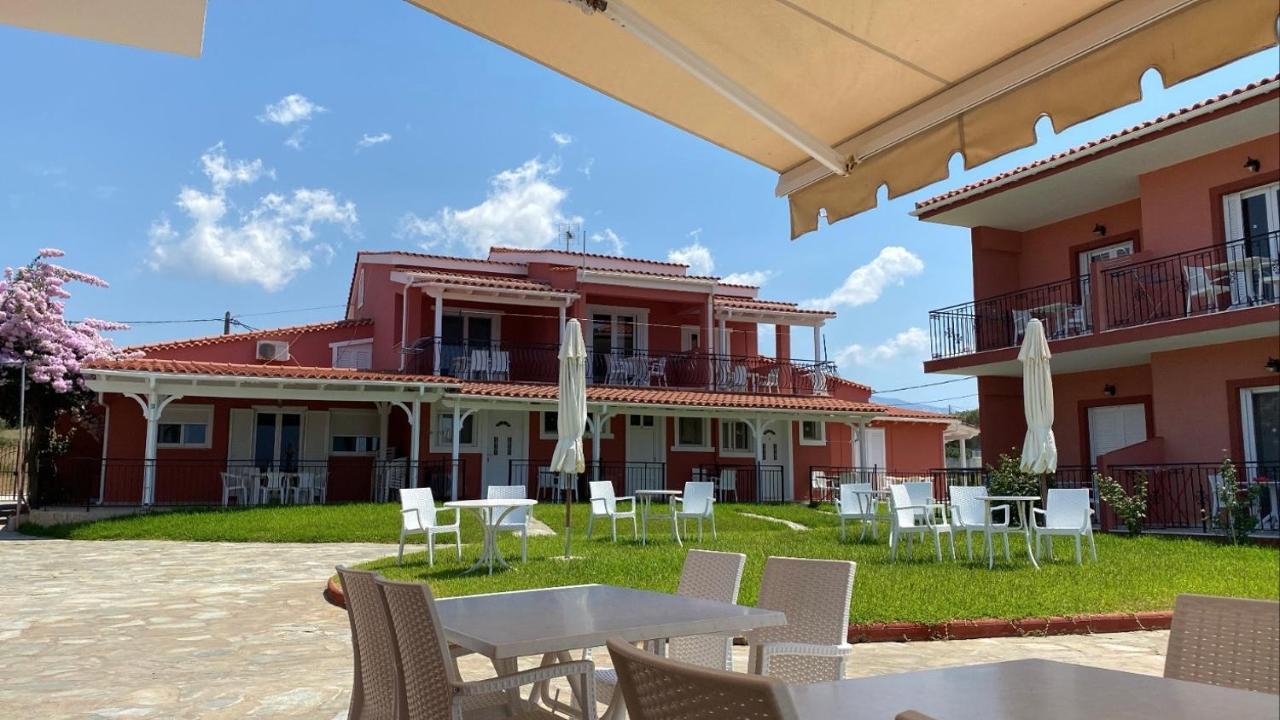 Paradise Studios Свороната Экстерьер фото